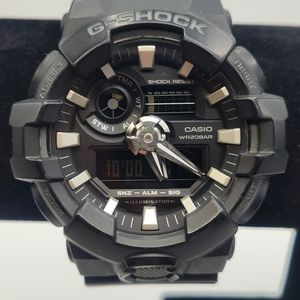 Casio G Shock model 5522 GA-700